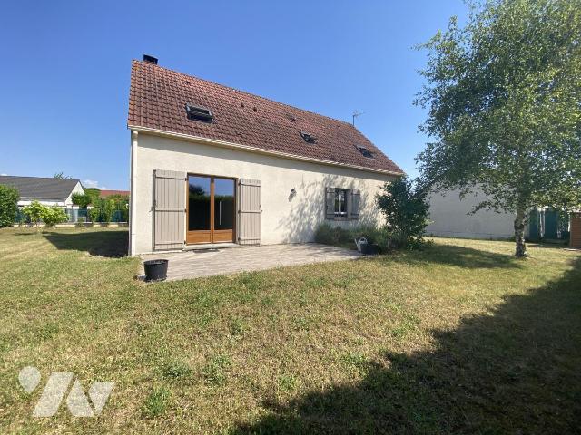 Maison 6 pièces 111 m² · à Corquilleroy · 111,4 m² · 209 900 €