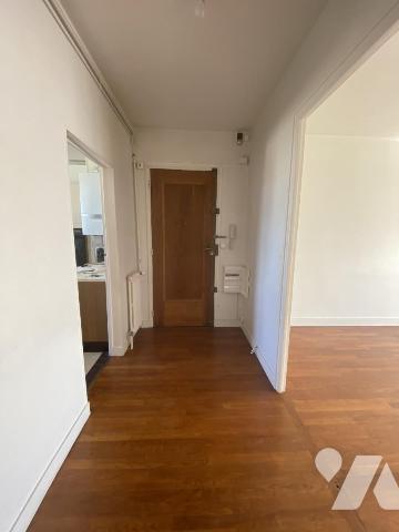 Appartement 4 pièces 77 m² · à Montargis · 76,9 m² · 115 000 €