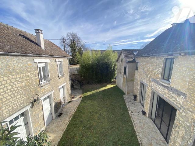 Maison 16 pièces 193 m² · à Puiseaux · 193 m² · 285 000 €