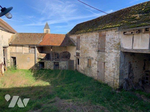 Maison 5 pièces 200 m² · à Briarres-sur-Essonne · 200 m² · 50 000 €
