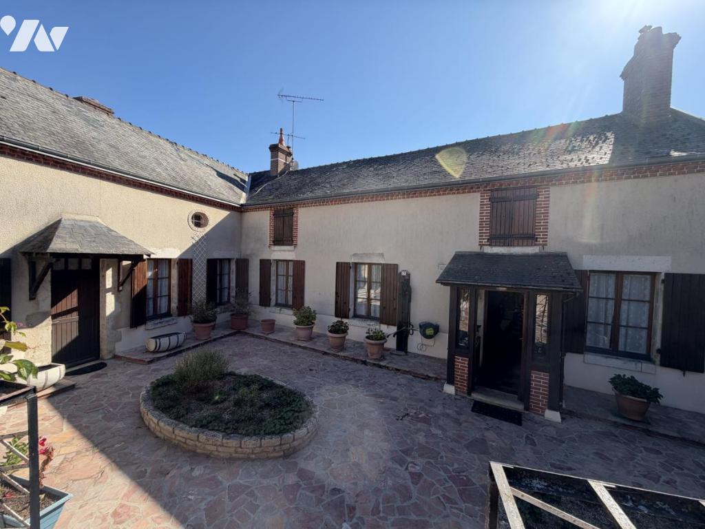 Maison 6 pièces 152 m² · à Châtillon-sur-Loire · 151,6 m² · 135 000 €