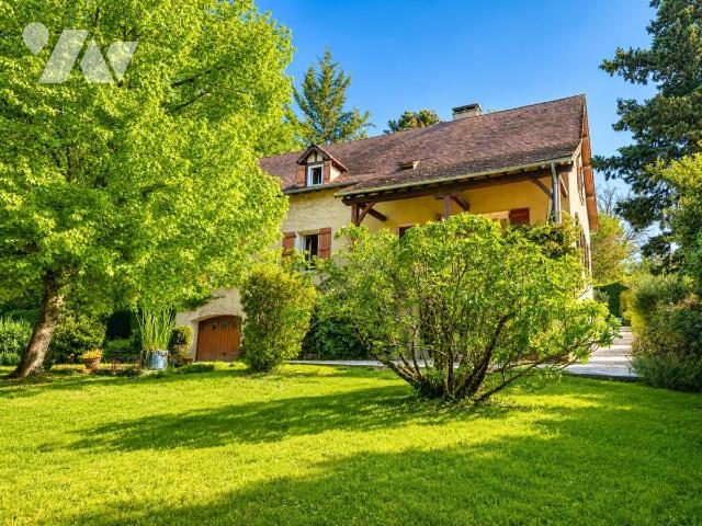Maison 9 pièces 185 m² · à Pradines · 185 m² · 330 000 €