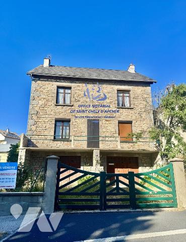 Maison 170 m² · à Saint-Chély-d'Apcher · 170 m² · 145 000 €