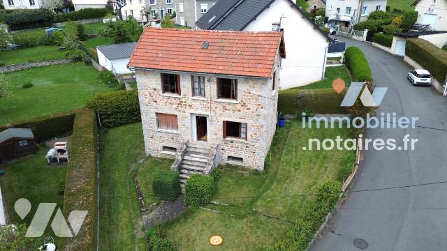 Maison 65 m² · à Saint-Chély-d'Apcher · 65 m² · 100 000 €
