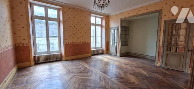Appartement 2 pièces 83 m² · à Angers · 82,5 m² · 250 000 €
