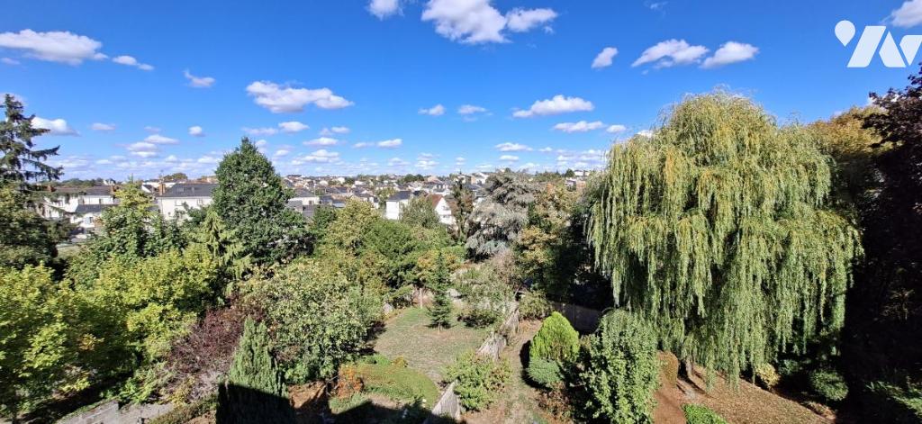 Maison 7 pièces 114 m² · à Angers · 113,7 m² · 500 000 €