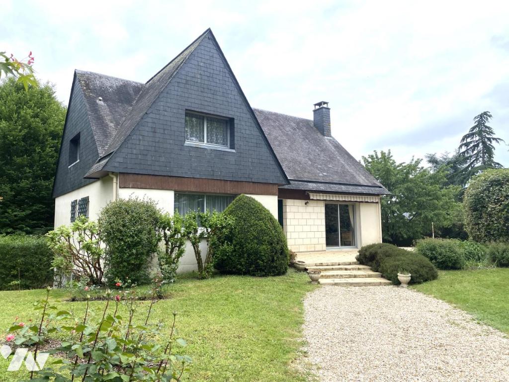 Maison 6 pièces 147 m² · à Montreuil-Juigné · 146,5 m² · 395 000 €