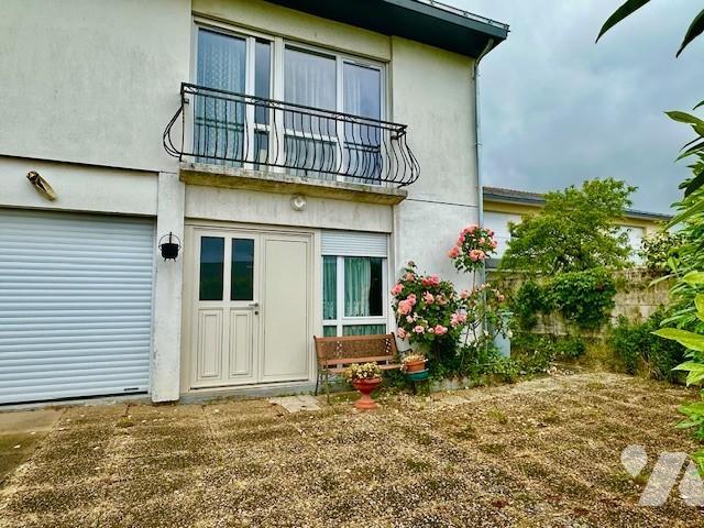 Maison 5 pièces 111 m² · à Écouflant · 111 m² · 224 000 €