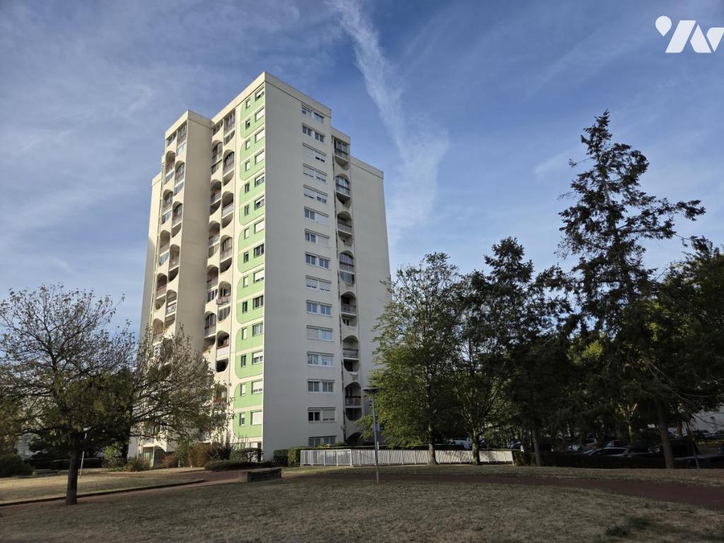 Appartement 3 pièces 69 m² · à Angers · 69 m² · 130 000 €