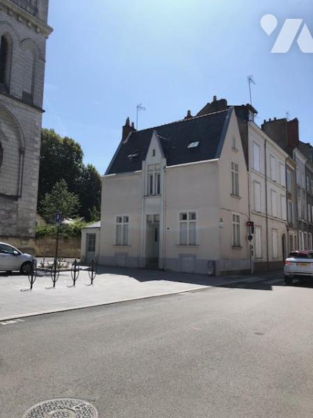 Immeuble 1 pièce 95 m² · à Angers · 95 m² · 550 000 €