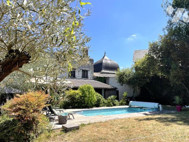 Maison 10 pièces 267 m² · à Angers · 267 m² · 580 000 €