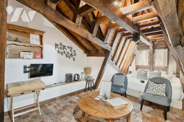 Maison 8 pièces 165 m² · à Angers · 165 m² · 700 000 €