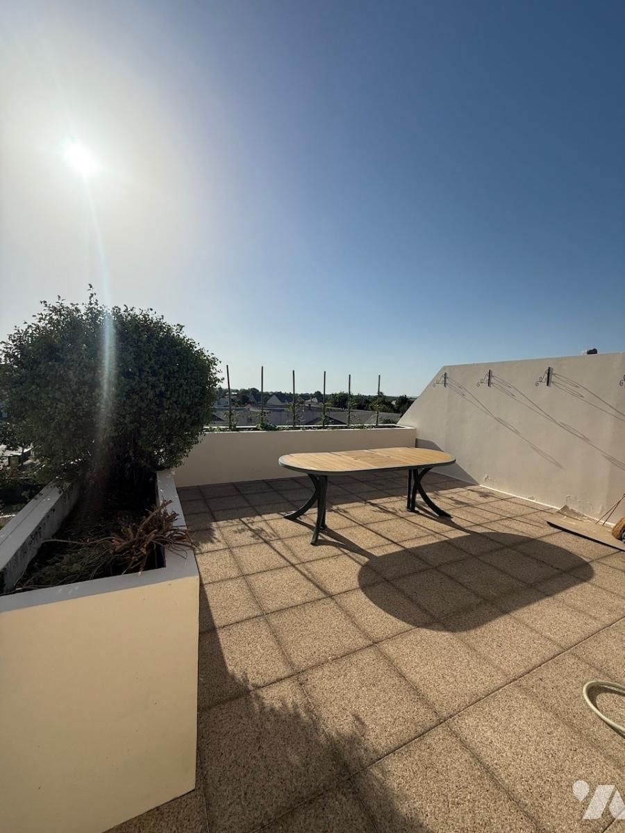 Appartement 3 pièces 78 m² · à Saint-Barthélemy-d'Anjou · 78,3 m² · 300 000 €