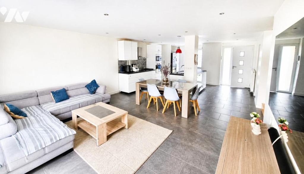 Maison 6 pièces 142 m² · à Trélazé · 142 m² · 330 000 €