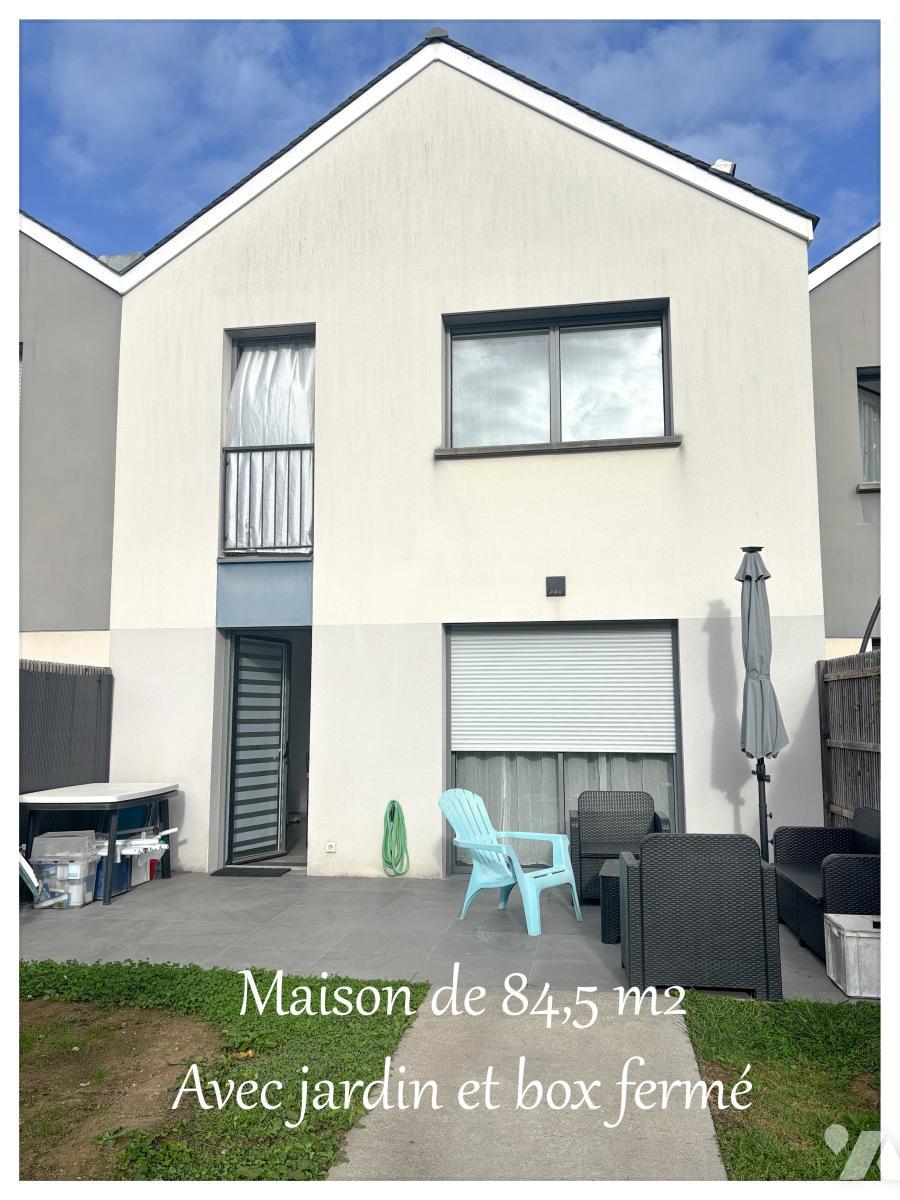 Maison 5 pièces 84 m² · à Avrillé · 83,5 m² · 220 000 €