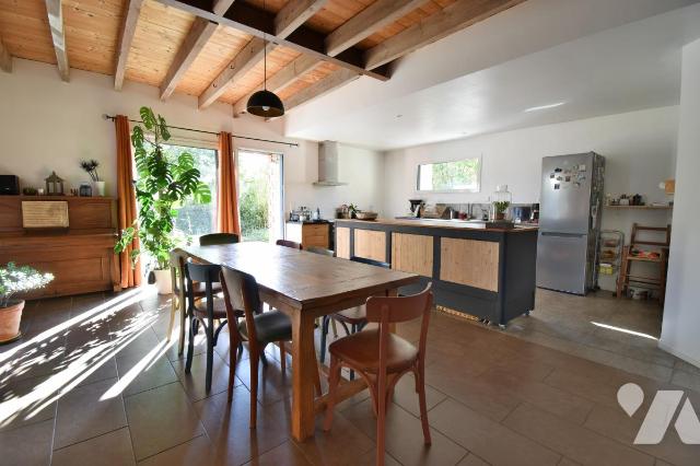 Maison 179m² — Bécon-les-Granits