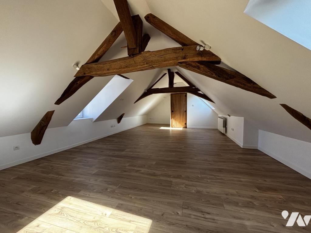 Immeuble 2 pièces 89 m² · à Bouchemaine · 88,6 m² · 255 000 €