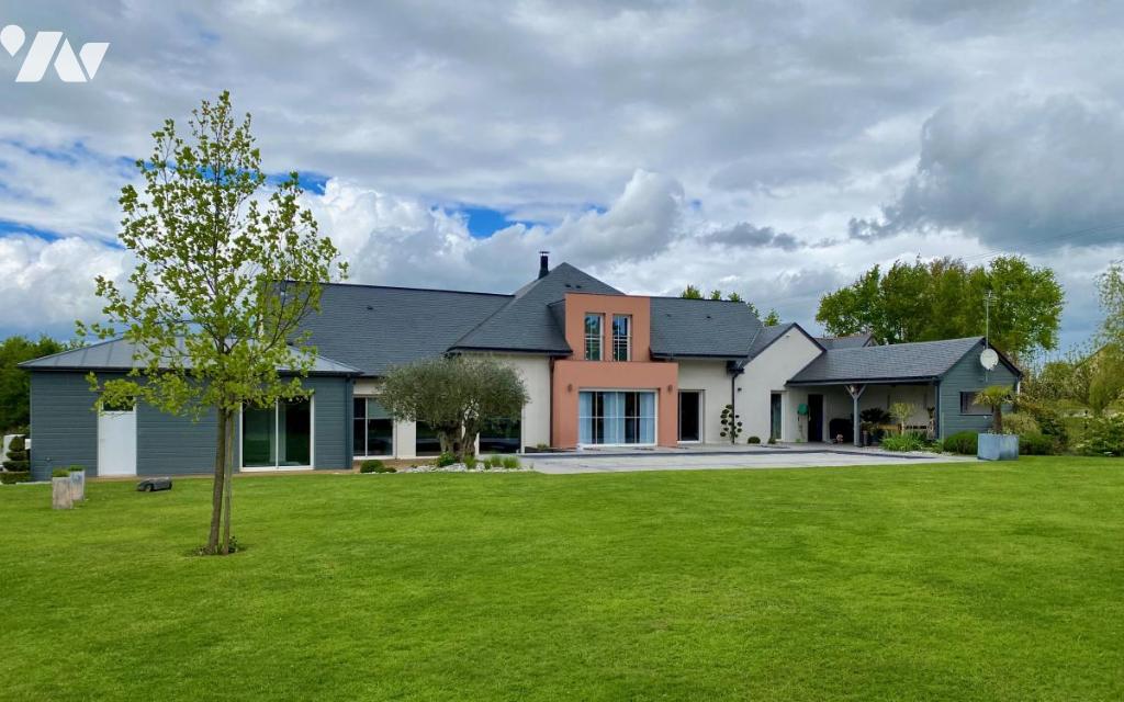 Maison 7 pièces 224 m² · à Cheffes · 224,4 m² · 760 000 €
