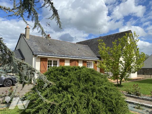 Maison 141m² — Étriché