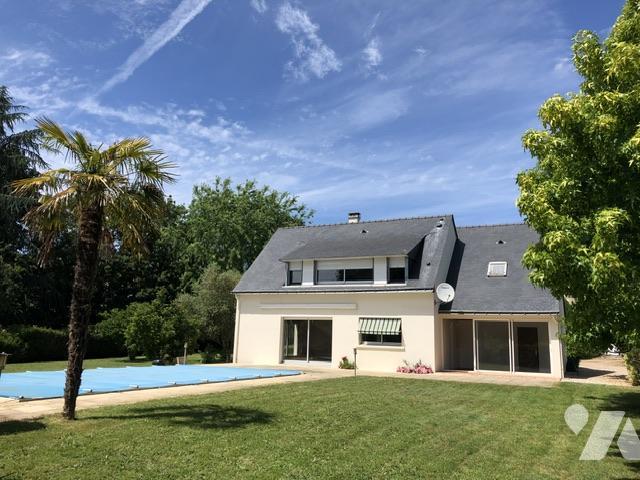 Maison 138m² — Soulaire-et-Bourg