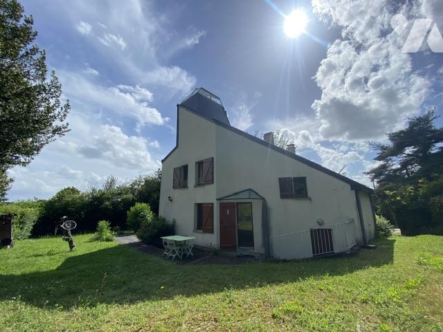 Maison 6 pièces 198 m² · à Soulaire-Et-Bourg · 198 m² · 350 000 €