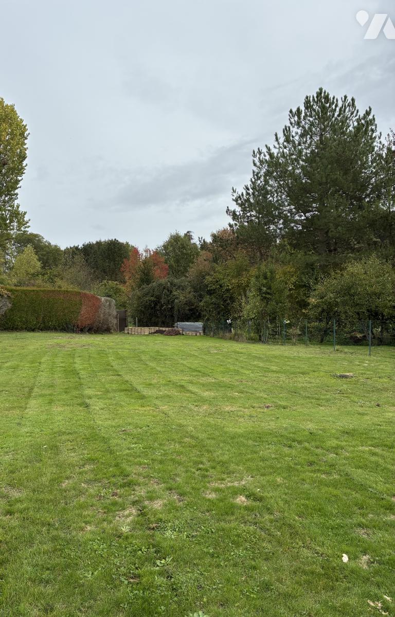 Terrain 720 m² · à Sceaux-d'Anjou · 720 m² · 54 000 €