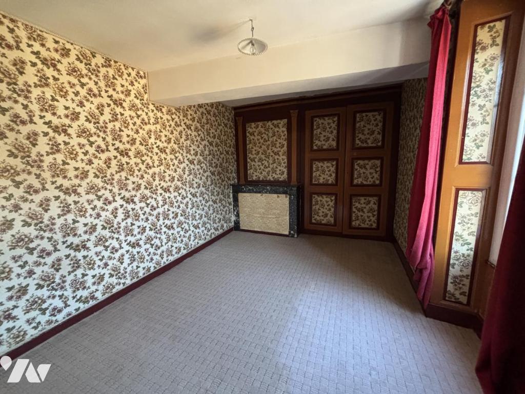 VENTE maison-BEAUFORT EN VALLEE (49)