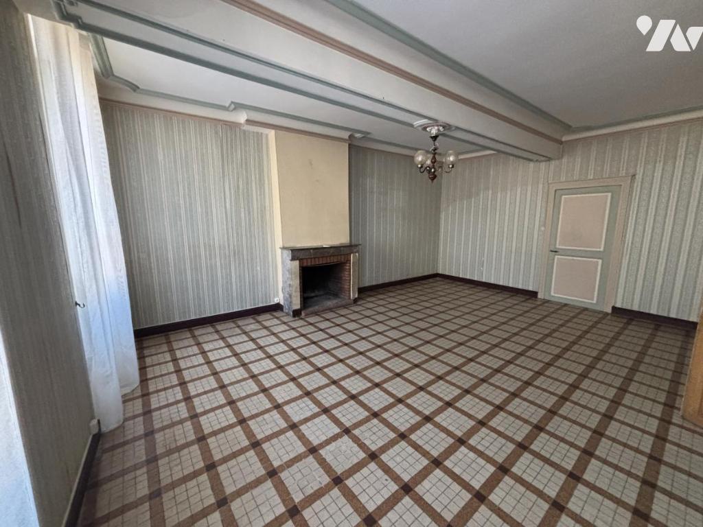VENTE maison-BEAUFORT EN VALLEE (49)