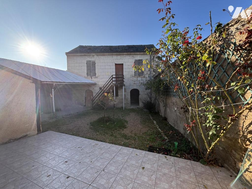 VENTE maison-BEAUFORT EN VALLEE (49)