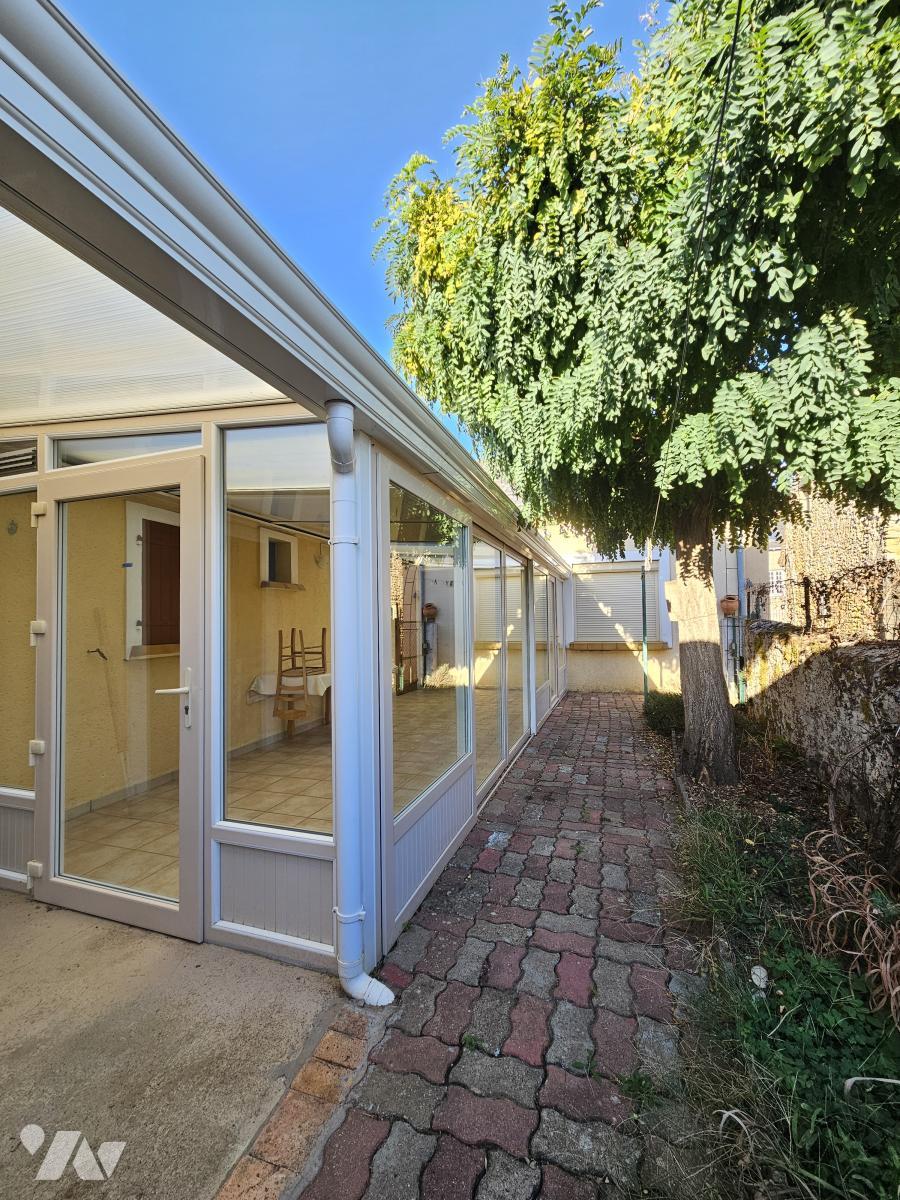 Maison 4 pièces 74 m² · à Huillé-Lézigné · 74 m² · 85 000 €
