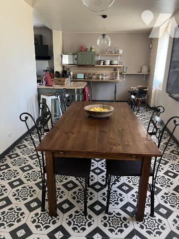 Maison 6 pièces 128 m² · à Seiches-sur-le-Loir · 128 m² · 210 000 €