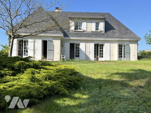 Maison 160m² — Rives-du-Loir-en-Anjou