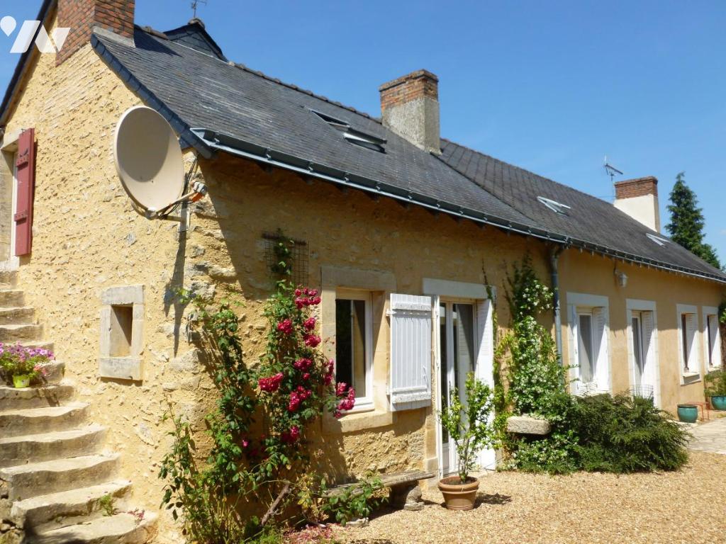 Maison 6 pièces 201 m² · à Rairies · 201 m² · 300 000 €