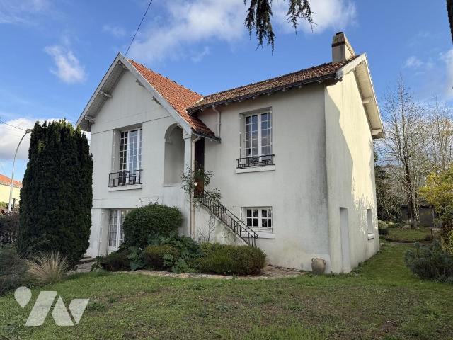 Maison 5 pièces 101 m² · à Saint-Sébastien-sur-Loire · 101 m² · 300 000 €