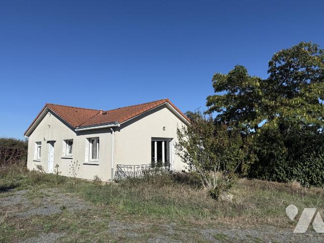 Maison 7 pièces 164 m² · à Vezins · 164 m² · 195 000 €