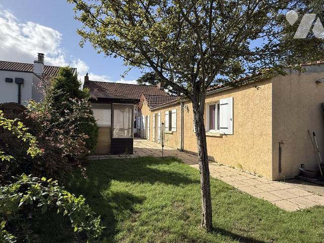 Maison 4 pièces 93 m² · à Cholet · 93 m² · 180 000 €