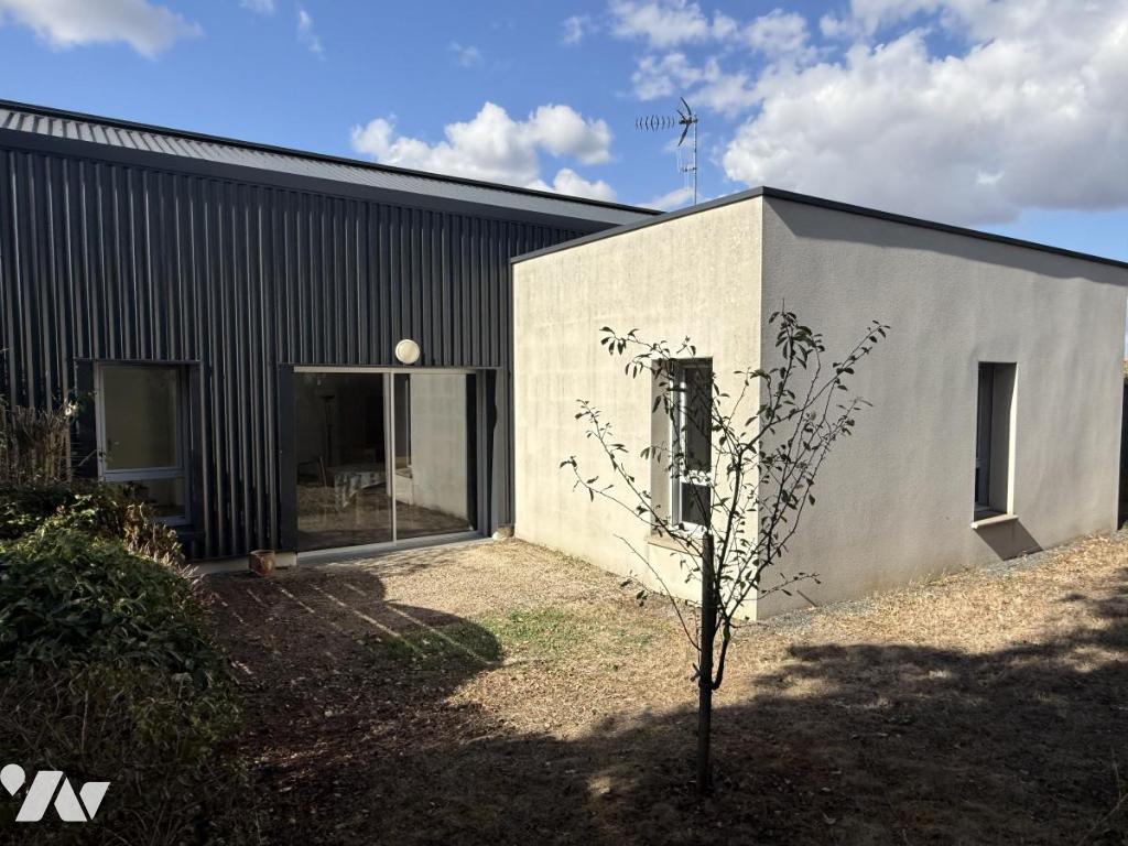 Maison 3 pièces 66 m² · à Le May-sur-Èvre · 66 m² · 165 000 €