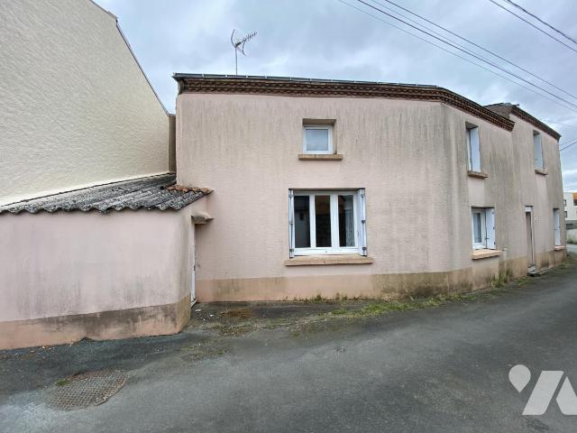 Maison 121 m² · à Orée d'Anjou · 121 m² · 145 000 €