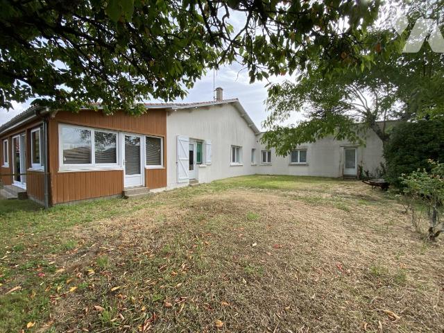 Maison 184 m² · à Orée d'Anjou · 184 m² · 250 000 €