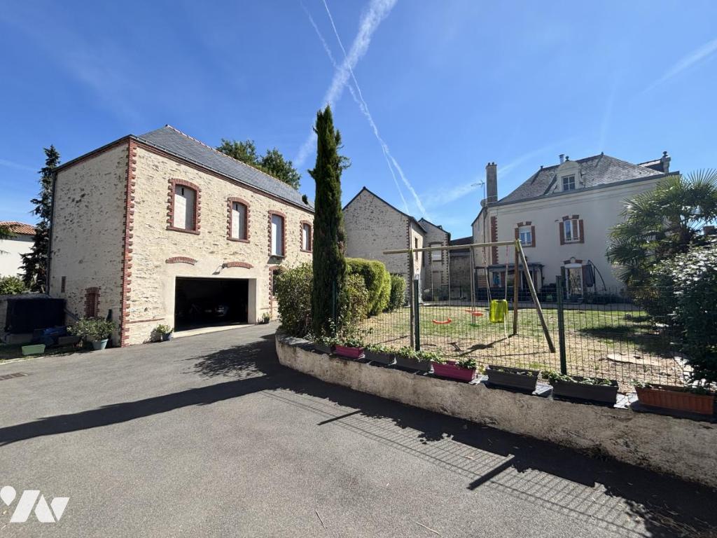 Maison 6 pièces 174 m² · à Mauges-sur-Loire · 174 m² · 370 000 €