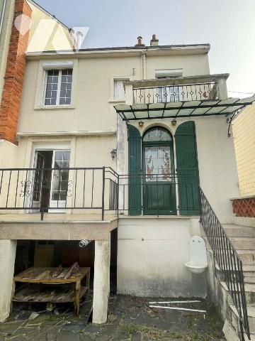 Maison 4 pièces 96 m² · à Saumur · 96 m² · 160 000 €