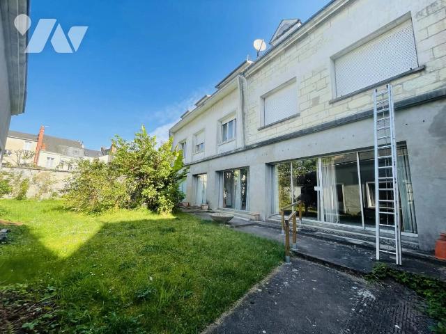 Maison 9 pièces 268 m² · à Saumur · 268 m² · 350 000 €