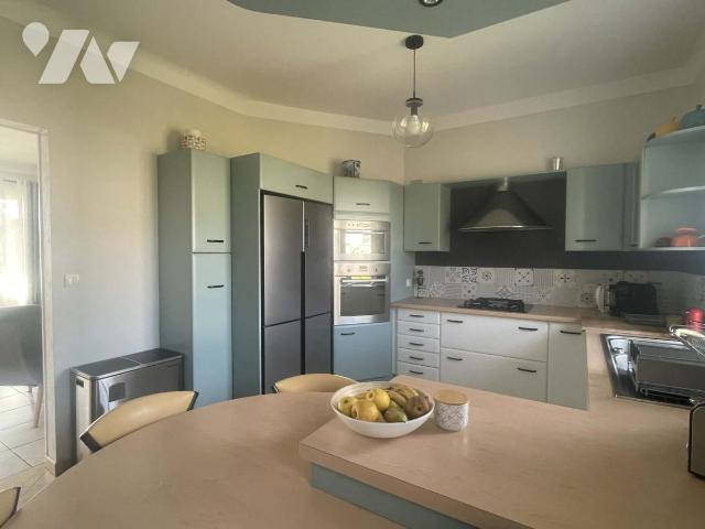 Maison 8 pièces 202 m² · à Saumur · 202 m² · 320 000 €