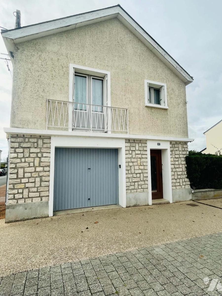 Maison 3 pièces 81 m² · à Saumur · 80,7 m² · 104 000 €
