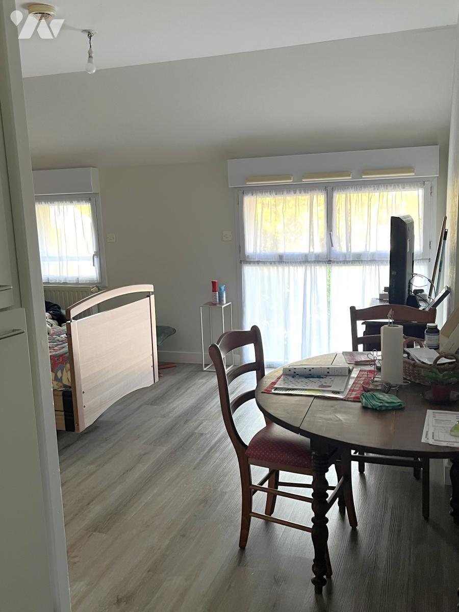 Appartement 1 pièce 25 m² · à Segré-en-Anjou Bleu · 24,7 m² · 80 000 €