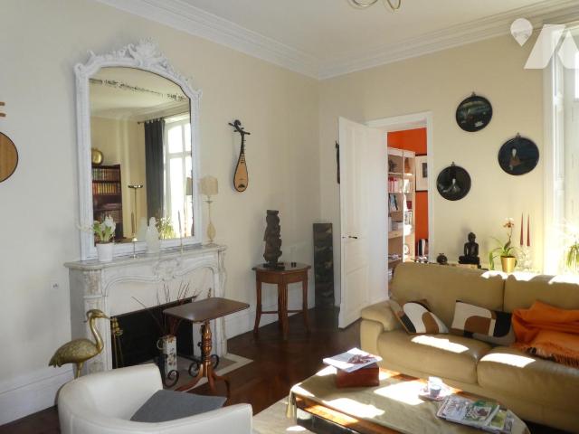 Autre 330 m² Candé · 330 m² · 390 000 €
