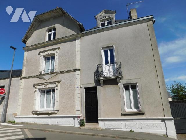 Maison 6 pièces 186 m² · à Hauts-d'Anjou · 186 m² · 275 000 €