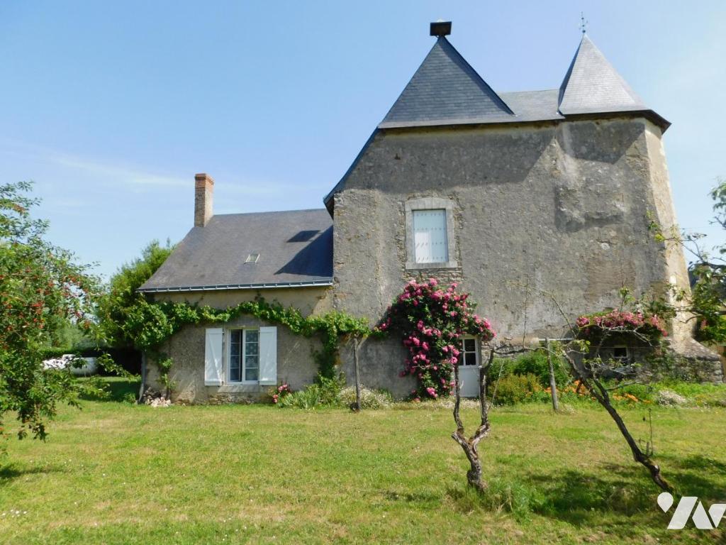 Maison 5 pièces 154 m² · à Morannes sur Sarthe-Daumeray · 154 m² · 520 000 €