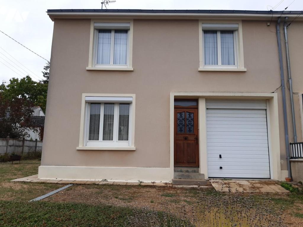 Maison 4 pièces 81 m² · aux Hauts-d'Anjou · 81 m² · 130 000 €