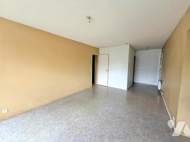 Appartement 5 pièces 90 m² · à Saumur · 89,7 m² · 150 000 €